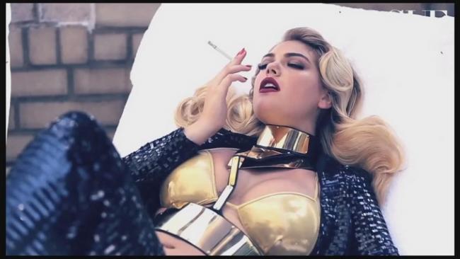 Кейт Аптон для ноябрьского Vogue Italy (21 фото Steven Meisel +видео)