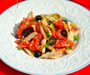 Как приготовить салат с курицой